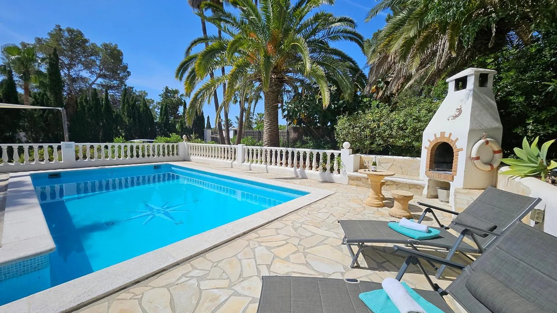 Prázdninový dům Private Villa Mit Eigenem Pool Unter Palmen Cala Llena